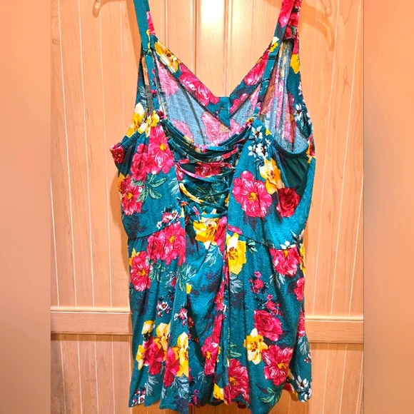 Torrid Fit &Flare Tunic Top 4X EUC - Picture 2 of 11